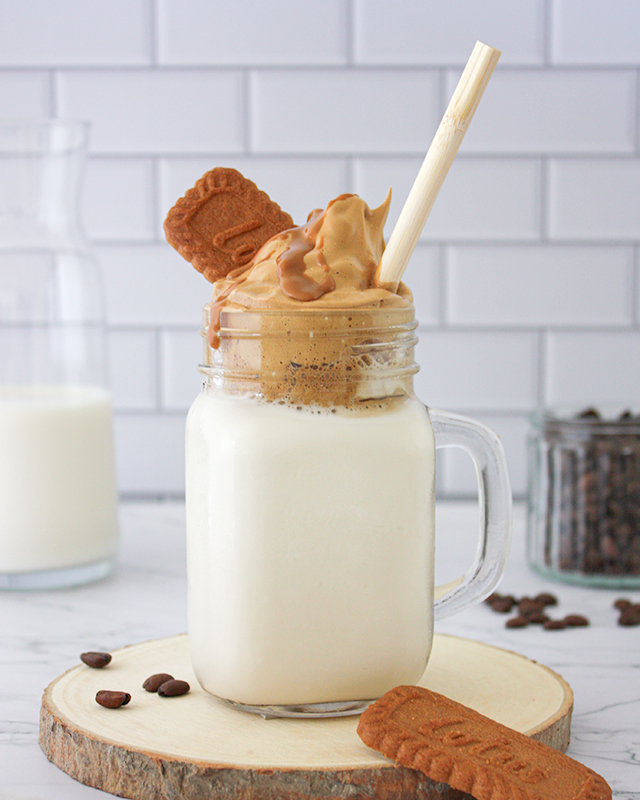 Dalgona café avec spéculoos
